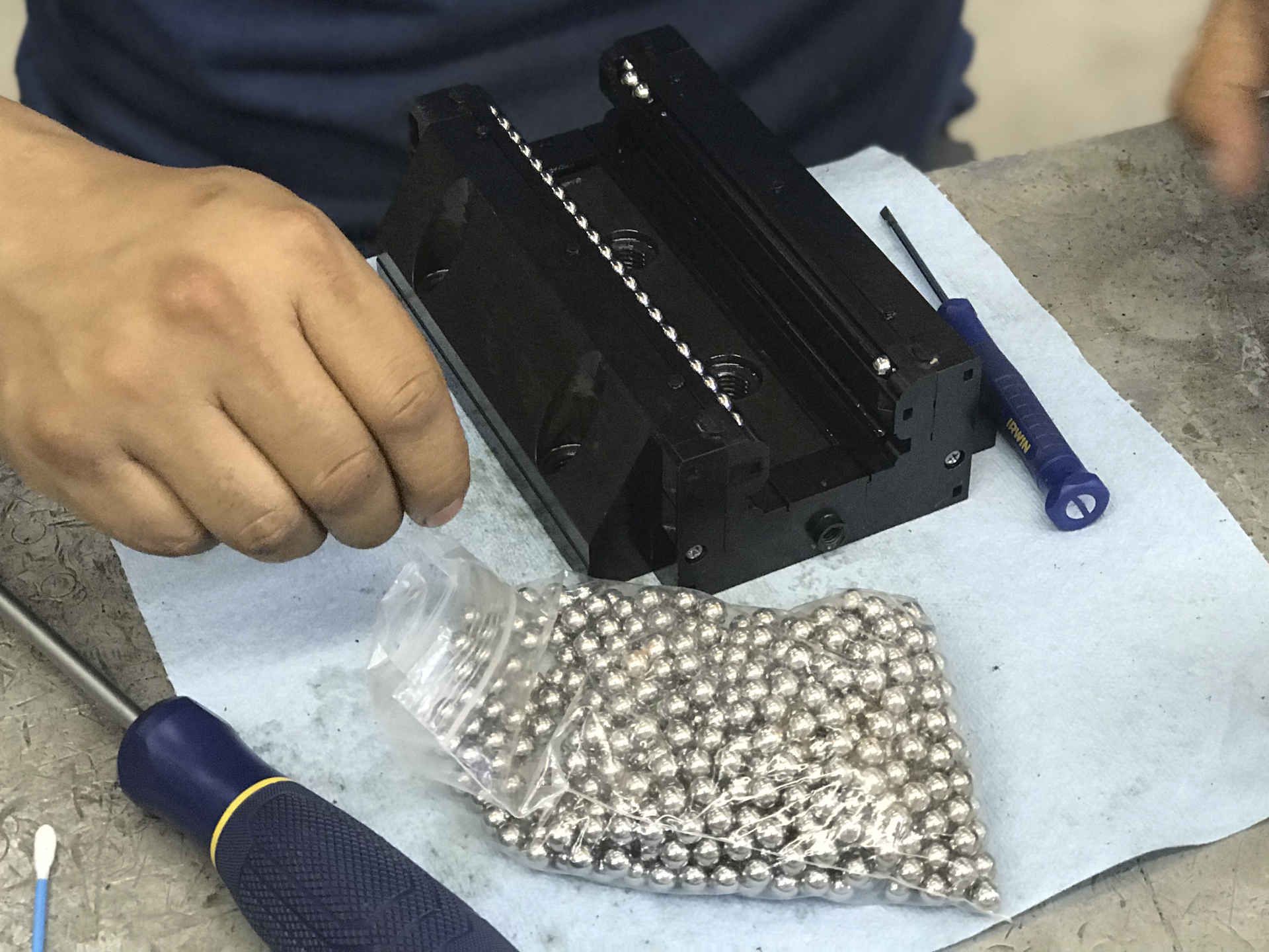 Linear Guide Sales and Repair NNG Industries